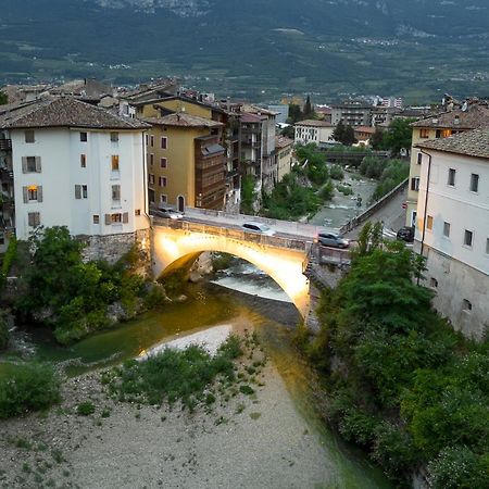Appartamento Borgo San Tomaso, Tra Storia E Natura 罗韦雷托 外观 照片