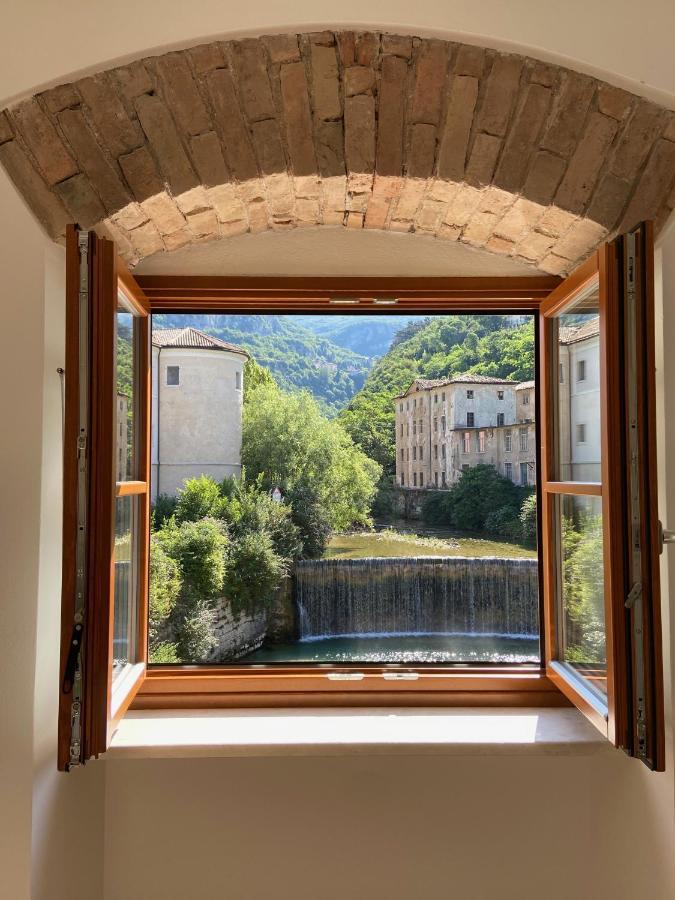 Appartamento Borgo San Tomaso, Tra Storia E Natura 罗韦雷托 外观 照片