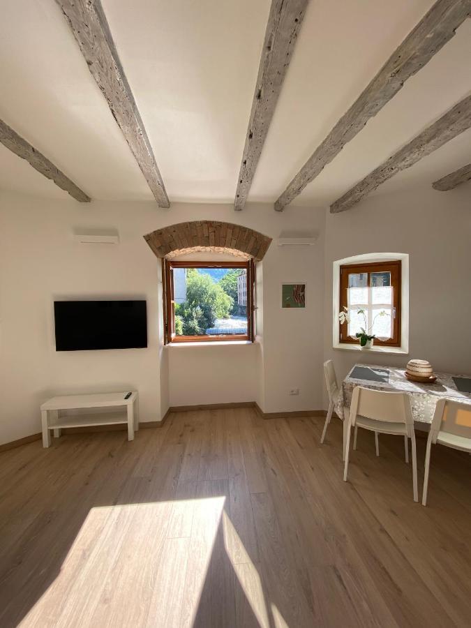 Appartamento Borgo San Tomaso, Tra Storia E Natura 罗韦雷托 外观 照片
