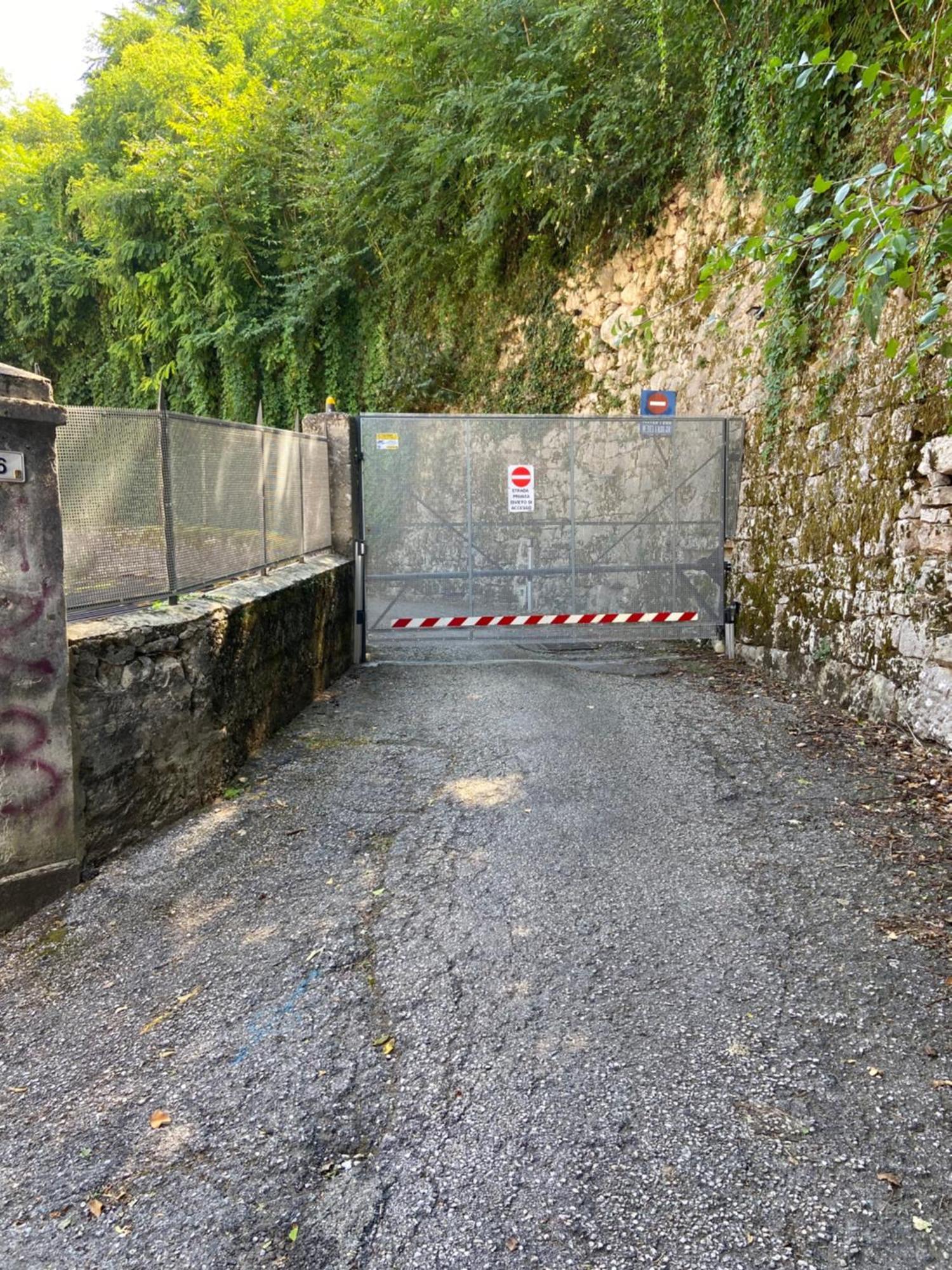 Appartamento Borgo San Tomaso, Tra Storia E Natura 罗韦雷托 外观 照片